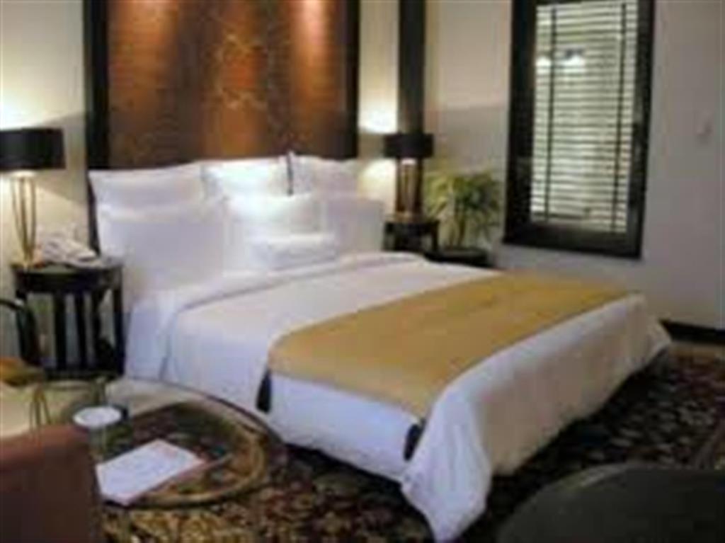 Hotel Marco Polo Lahor Kültér fotó