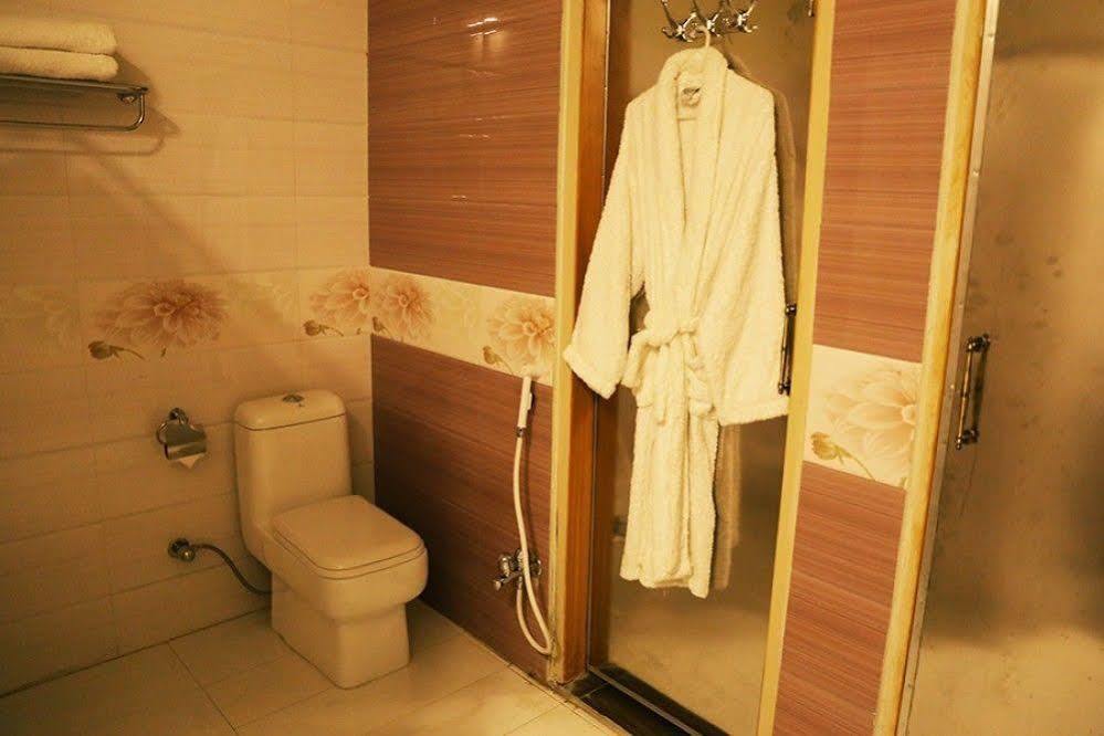 Hotel Marco Polo Lahor Kültér fotó